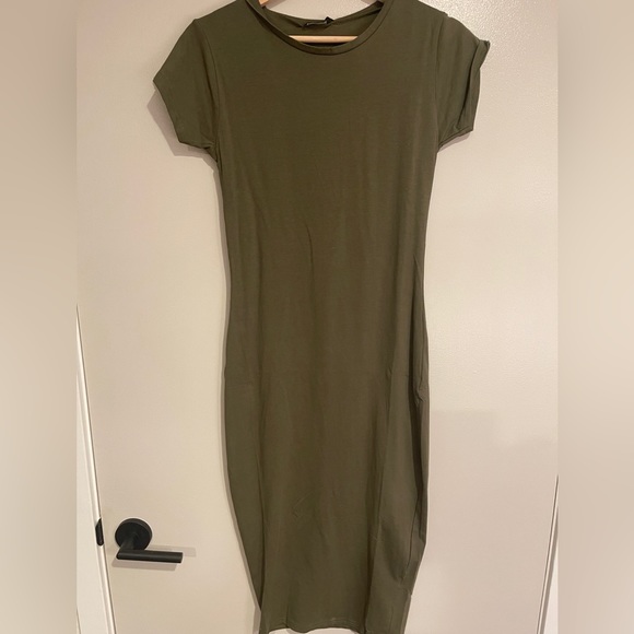 NWT - Olive Green Bodycon MIDI Dress Size M - Picture 2 of 6
